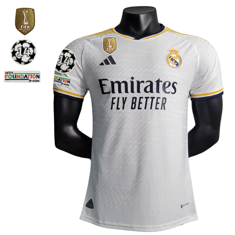 Camisa Real Madrid Titular 23/24 - Adidas Versão Jogador Masculina - Patchs Campeão Mundial - Paixao de Torcedores