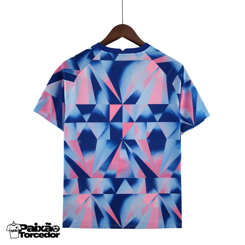 Camisa Inglaterra Treino Geometric  2223 Torcedor Nike Masculina - Azul e rosa - Paixao de Torcedores
